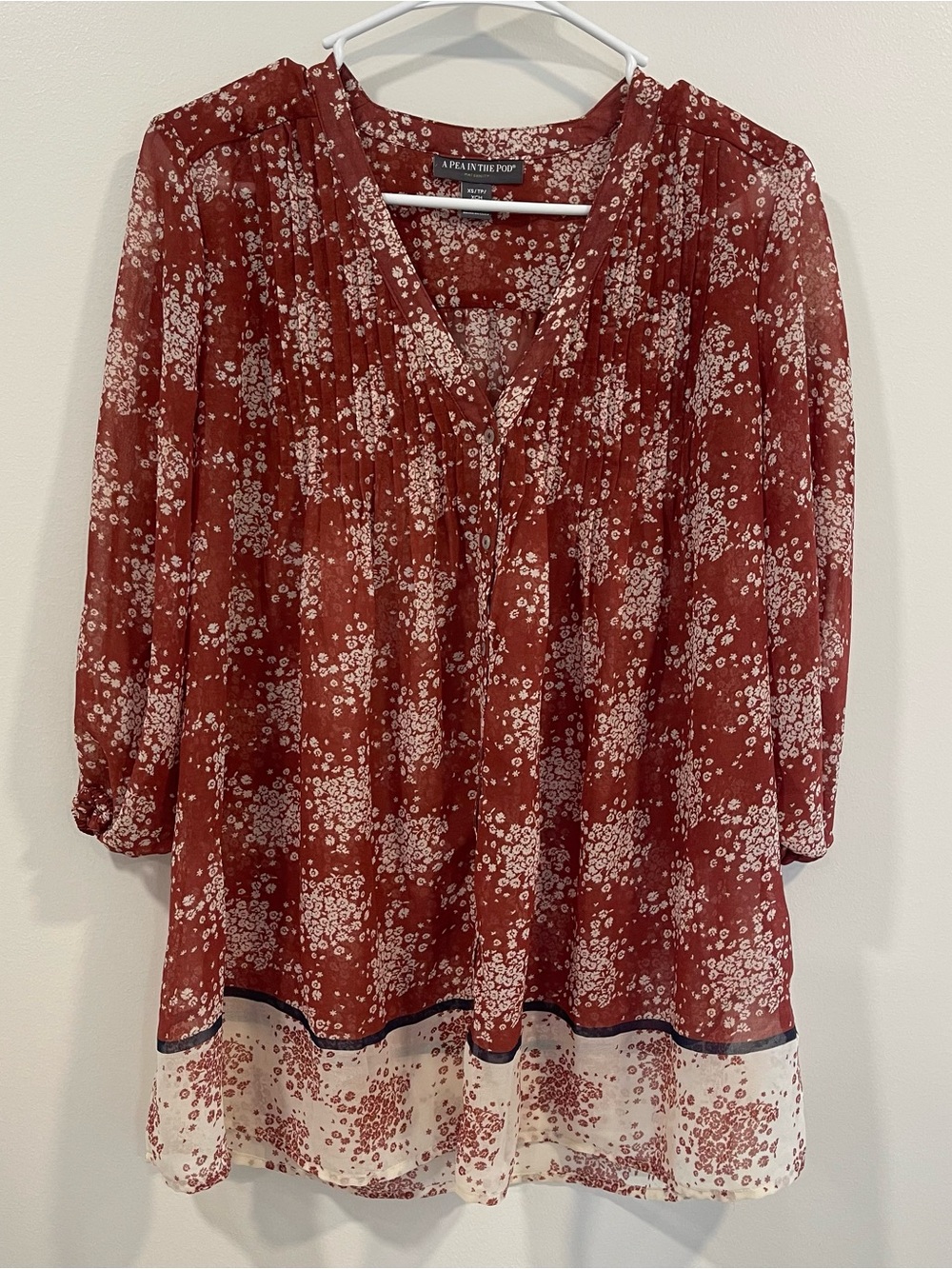 A Pea in the Pod Rust and Cream Floral Maternity  Tunic Flowy Lightweight